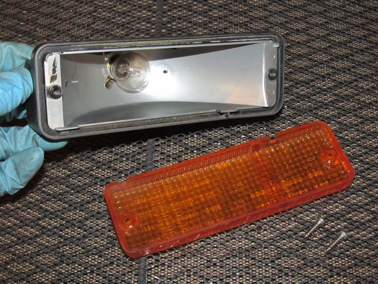 85 86 Toyota MR2 OEM Front Turn Signal Light - Right