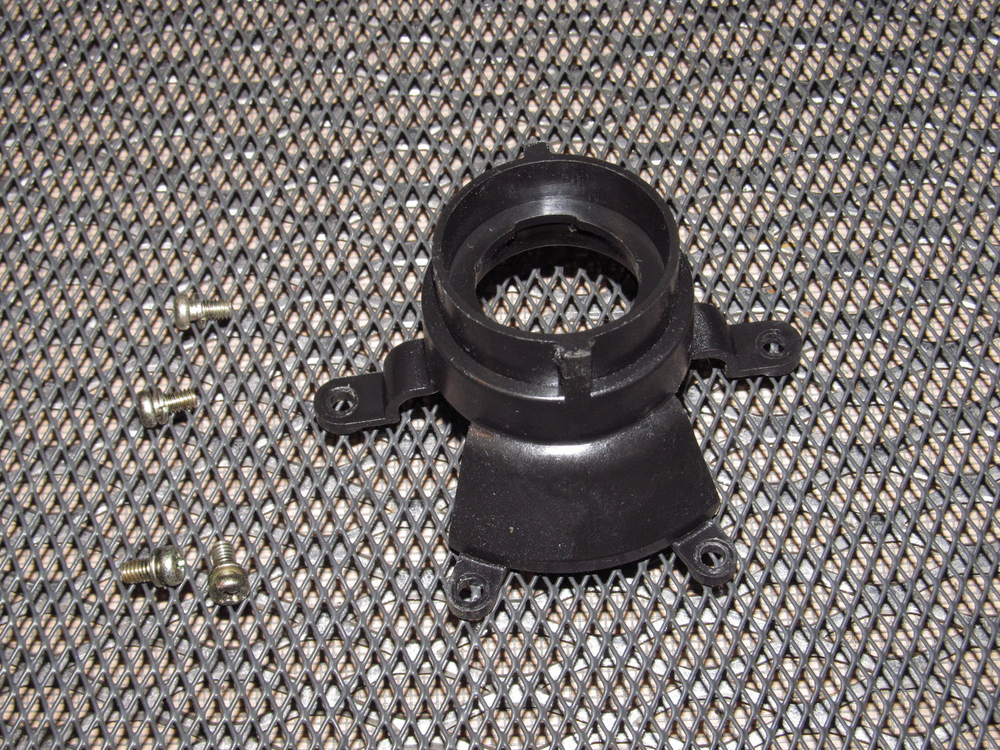 1987-1989 Nissan 300zx OEM Steering Wheel Rear Bearing Cover Lock