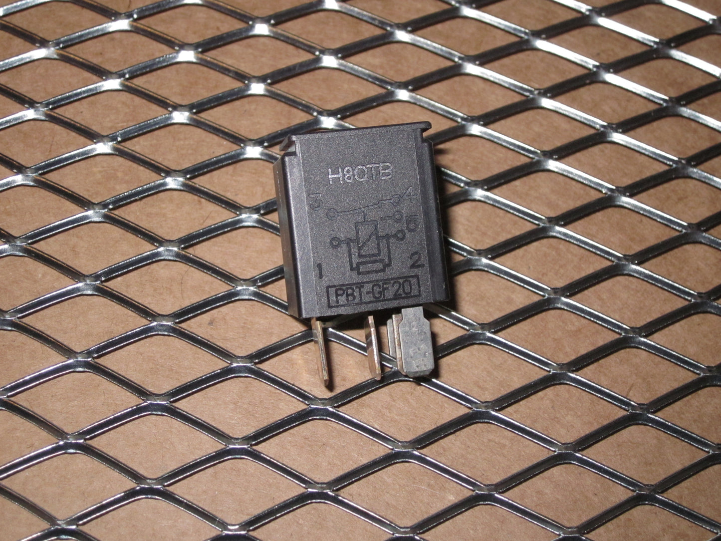 Ford Relay F57B-14B192-AA