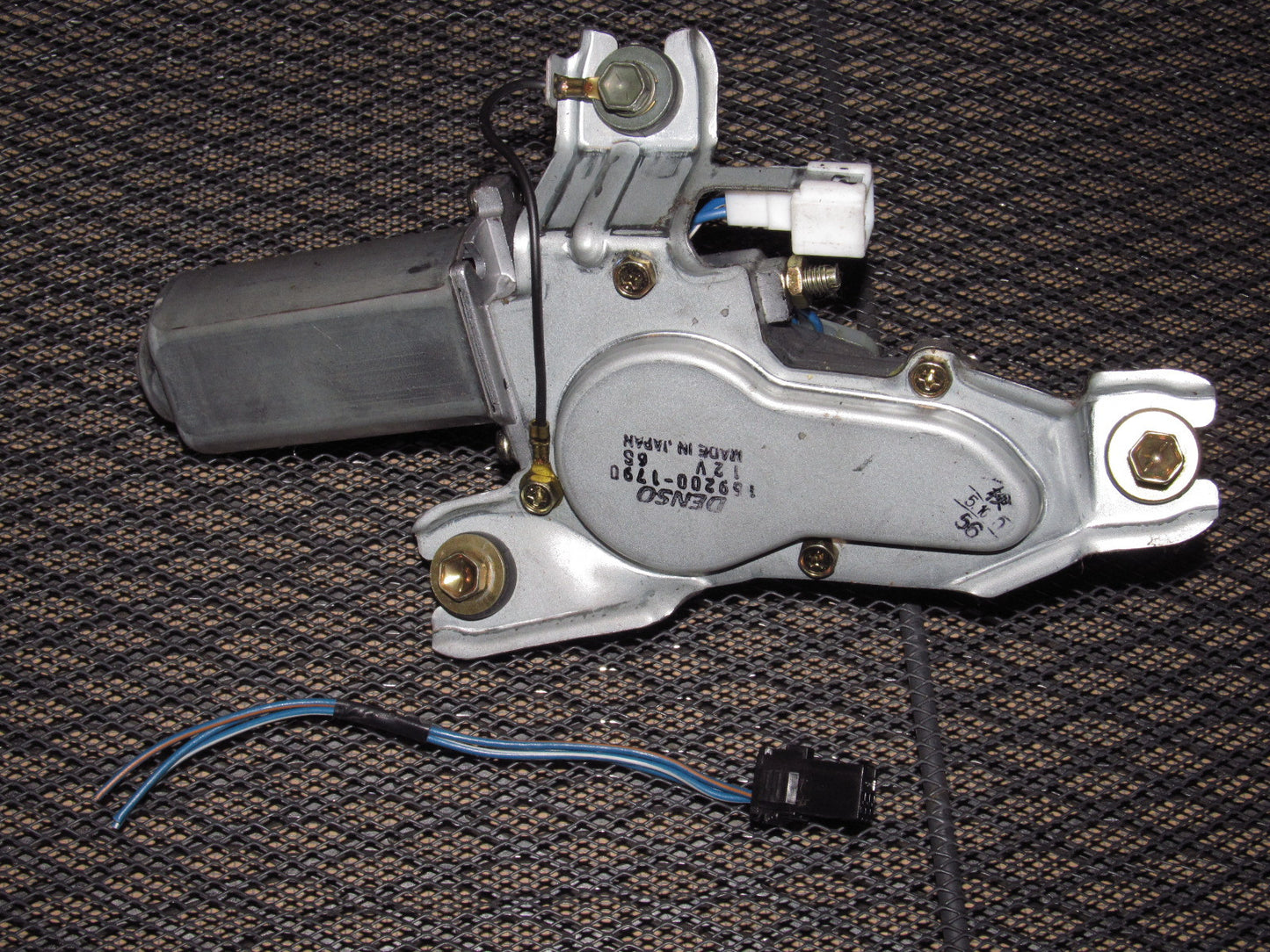 97 98 99 Mitsubishi Eclipse OEM Rear Wiper Motor