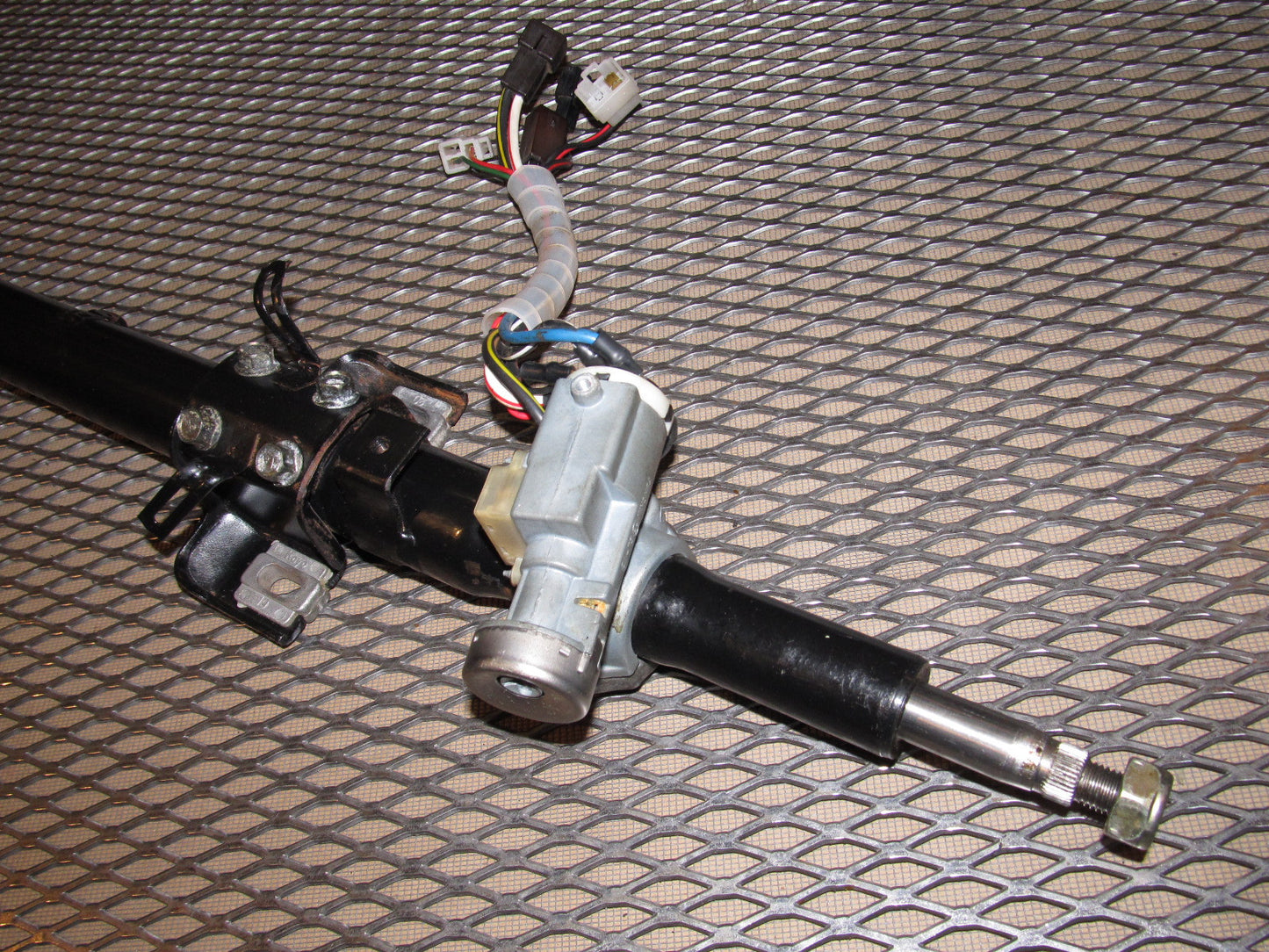 84 85 Mazda RX7 OEM 12A Steering Column Assembly