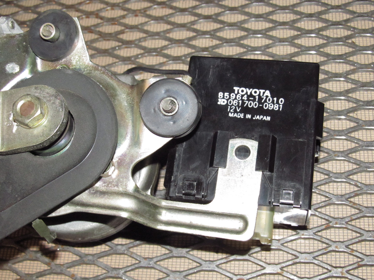 85 86 Toyota MR2 OEM Wiper Motor