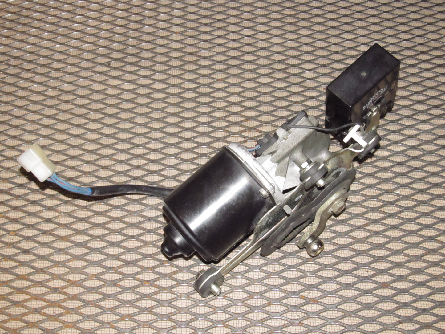 85 86 Toyota MR2 OEM Wiper Motor