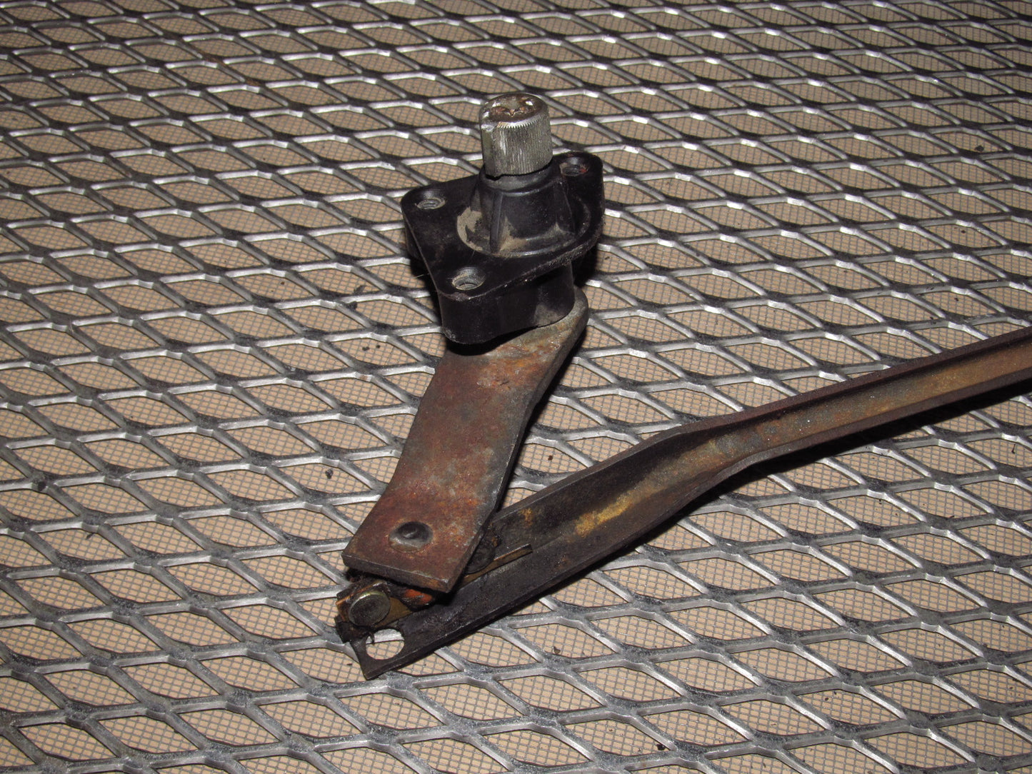 85-89 Chevrolet Corvette OEM Front Wiper Linkage