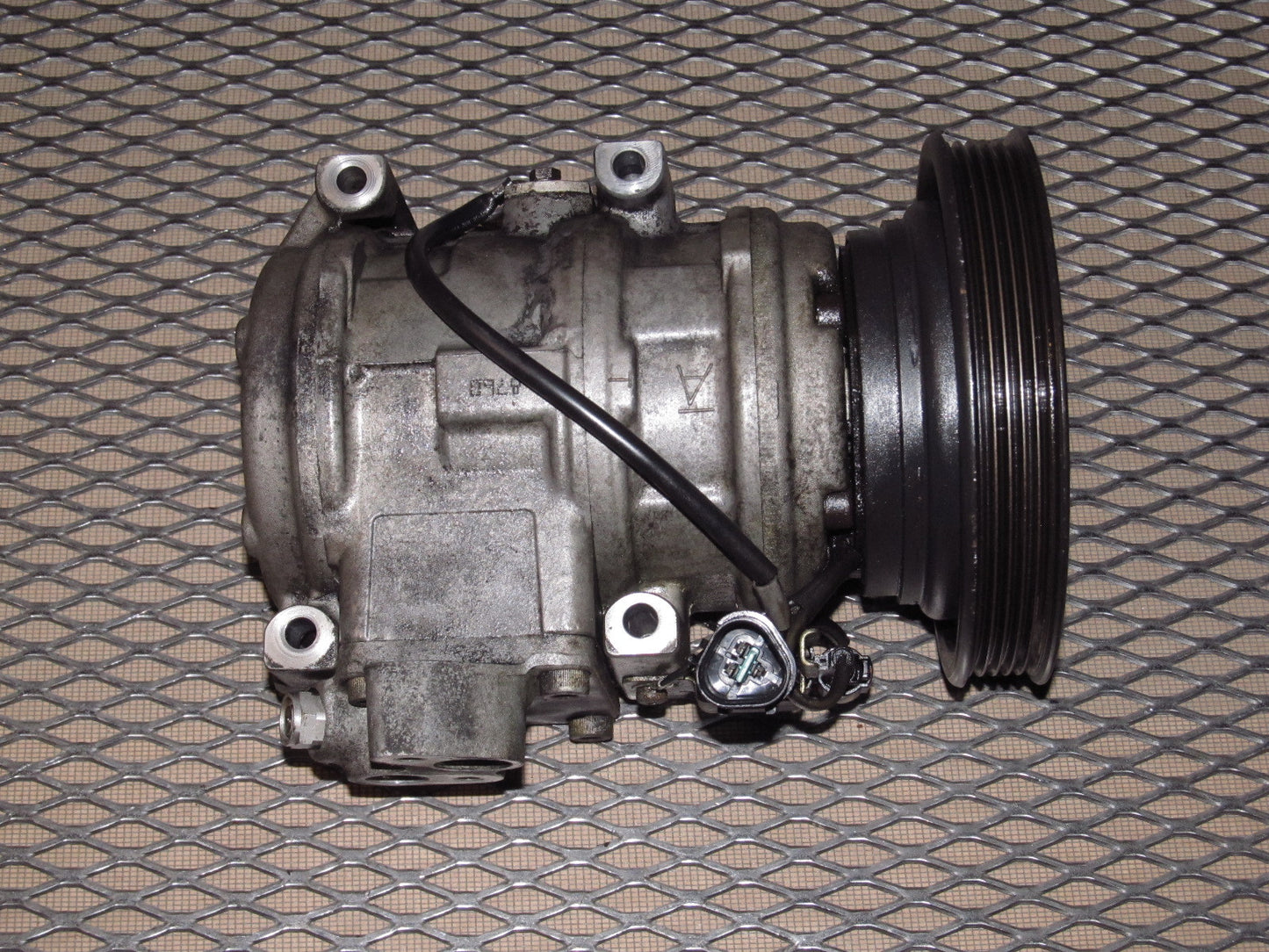 97 98 99 Mitsubishi Eclipse OEM A/C Compressor & Clutch - NA 2.0L