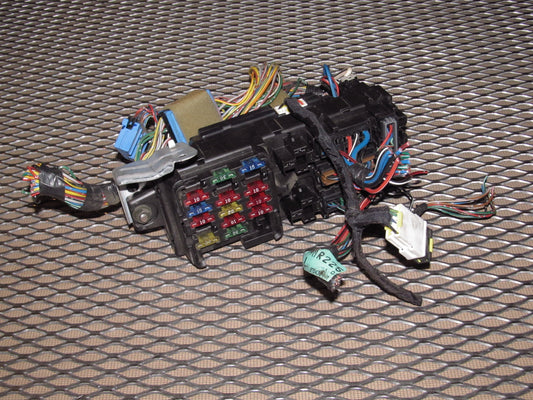 97 98 99 Mitsubishi Eclipse OEM Interior Fuse Box